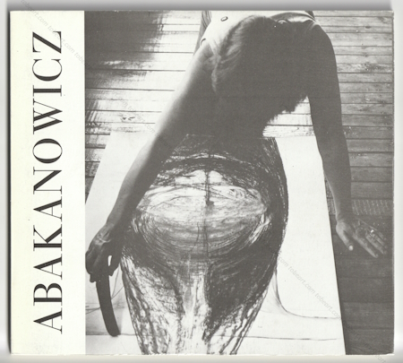 Magdalena ABAKANOWICZ - 21 dessins au fusain. Paris, Galerie Jeanne Bucher, 1982.